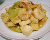 Foto langkah ke 4 dari resep Tahu tumis udang.
