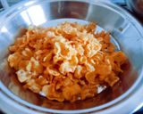 A picture of step 2 of Tasty crispy puffed rice chatpata snack.