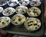 Foto langkah ke 2 dari resep Muffin Keju tanpa mixer.