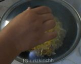 Foto langkah ke 6 dari resep Mi Instan Keju Telur.