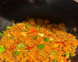 A picture of step 2 of Chicken tikka fried rice.