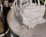 Une image de l'étape 1 de Meringue suisse au thé chocolaté.