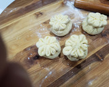 Hình bước làm 3 của món Bánh bao túi tiền