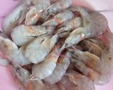 Foto langkah ke 2 dari resep Tumis mentimun+udang.