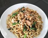 Foto langkah ke 6 dari resep Mie Goreng Prasmanan.