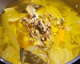 Foto del paso 2 de la receta: Consomé de  pollo asado