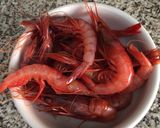 Foto del paso 4 de la receta Arroz con bonito y gambas