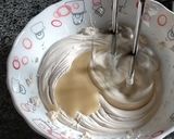 A picture of step 1 of Fruit trifle.