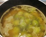 Foto del paso 2 de la receta: Coles de Bruselas con patatas y almejas