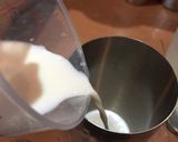 Foto langkah ke 1 dari resep Minuman cafe Chocolate Milk Shake.