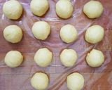 Foto langkah ke 6 dari resep Donat Lembut Empuk Ekonomis Jual 2000an.