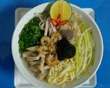 Hình bước làm 1 của món Bún thang