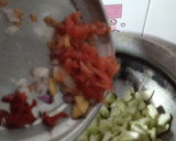 तुरई की सब्जी (turai ki sabzi recipe in Hindi) रेसिपी चरण 3 फोटो