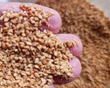 A picture of step 2 of Tilkut Chikki.