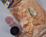 Foto langkah ke 1 dari resep Kue CornFlake Coklat.