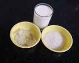 A picture of step 2 of Chikoo drink.