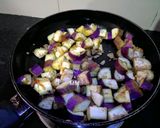 A picture of step 1 of Thai Eggplant Red Curry.