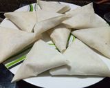 A picture of step 8 of Baked Irani Samosa.