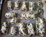Foto del paso 6 de la receta: Barquitas de calabacín rellenas de pollo y espinacas