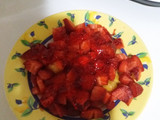 Fresa con gelatina y piña