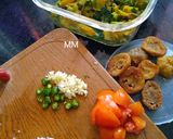 A picture of step 1 of Onion Leaves Curry With Mustards Paste.