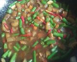 Foto langkah ke 6 dari resep Tumis buncis+ kikil pedas manis.
