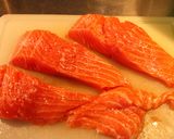 Foto del paso 3 de la receta: Salmón en su salsa y espinaca hervida