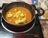 A picture of step 4 of Cauliflower / Gobi Ka Salan.