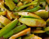 A picture of step 2 of Snake Gourd Sabji.