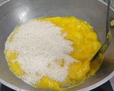 A picture of step 3 of Layered mango lassi.