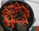 Foto langkah ke 2 dari resep Balado Ikan asap kering & putih telur kukus.
