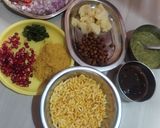ભેળ (Bhel Recipe In Gujarati) રેસીપી સ્ટેપ1ફોટો