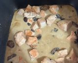 Foto del paso 3 de la receta: Pollo a la naranja a la cacerola