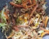 A picture of step 4 of Chinese noodles.