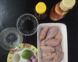 Foto langkah ke 1 dari resep Flying with Chicken Wings.