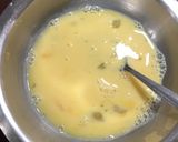 A picture of step 3 of Egg Bread Toast.