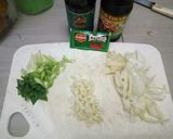 Foto langkah ke 3 dari resep Udang dan tofu goreng mentega.