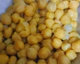 A picture of step 1 of Chole curry.