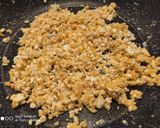 A picture of step 3 of Fried bitter gourd.