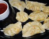 A picture of step 13 of Paneer Momo.