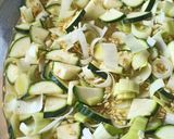 Une image de l'étape 2 de Gratin d'ebly, poireaux et courgettes.