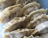Foto langkah ke 5 dari resep Gyoza saus asam manis.