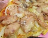 Foto langkah ke 9 dari resep Pizza Teflon Thin Crust.