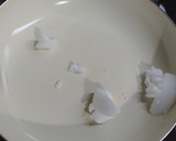 Foto del paso 1 de la receta: Tortita húmeda de ricota, manzana y coco 🥧