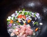 รูปขั้นตอนการทำที่ 4 ของ พาสต้าต้มยำไก่