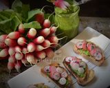 Une image de l'étape 2 de Toasts printaniers aux radis roses.