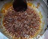 A picture of step 2 of Pumpkin Seeds Brittle/Chikki.