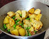 মটরশুঁটি দিয়ে নিরামিষ আলুর দম(niramish aloor dum recipe in Bengali) রেসিপির ধাপ 3 ছবি