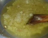 A picture of step 4 of Piyoon (sindhi traditional dish).