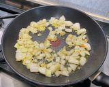 Une image de l'étape 6 de Poulet au curry,gingembre et amandes.